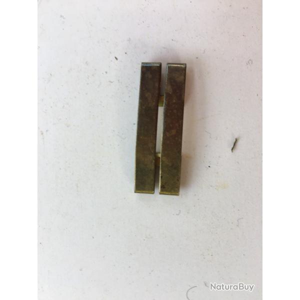1 galon d epaule metal dor ,modele femme (plus petit) , lieutenant