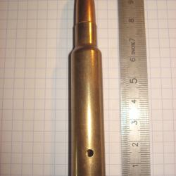 une cartouche de 378 weatherby neutralis&eacute;e, amorce percut&eacute;e, &eacute;tui perc&eacute;, pour collection