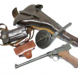 Porte cartouche cuir pour Luger P08 artillerie calibre 9 para