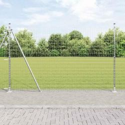 Clôture Euro avec 7 poteaux à bride de 1,5 x 10 m en acier galvanisé