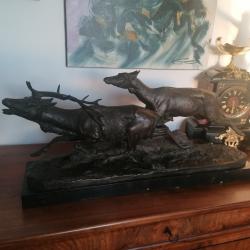 Sculpture en bronze Maximilien Fiot "Cerf Et Biche"