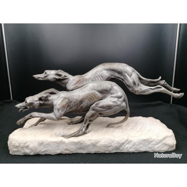 Sculpture en bronze Thomas Cartier "Couple de Lvriers"