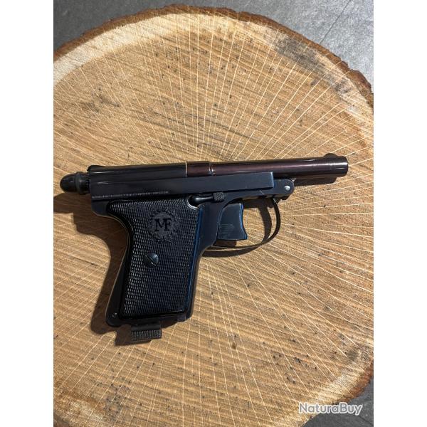 Enchres 1 - Manufrance Le franais type policeman 6.35 / 25 ACP