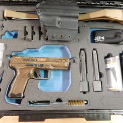 PISTOLET CANIK TP9 ELITE COMBAT ELVEN DAGGER CAL 9X19 +MALLETTE ET ACCESSOIRES OCCASION PARFAIT ETAT