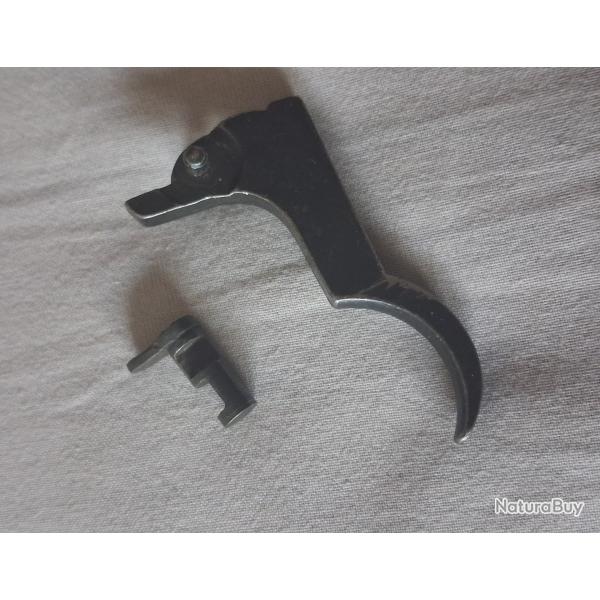 Vends dtente de fusil inconnue et une autre pice inconnue