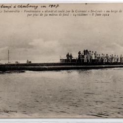 CPA - MARINE DE GUERRE -Le Submersible-Vendemiaire aborde et Coule par le Cuirasse St-Louis  N°1094