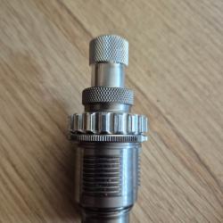 Outils factory crimp die