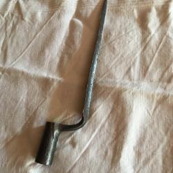 une baionnette a douille d'époque 18 ème siècle
