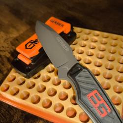 Couteau fixe destination "survie" du célèbre Bear Grylls