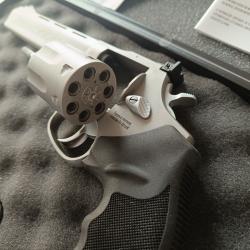 Revolver taurus 970 tracker cal 22lr
