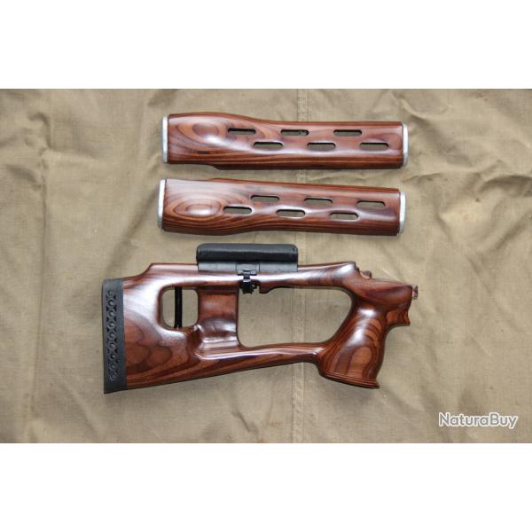 Crosse et devant en bois TIGR-SVD production Russie