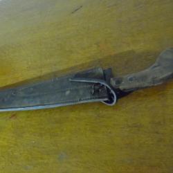 K SCIE MEDICAL A EMPUTER DANS SON ETUI WW1