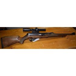 Carabine semi auto HK 940, calibre 7x64, crosse bois, lunette zeiss 1-4x24 occasion