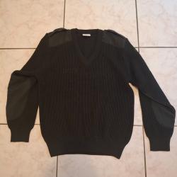 Pull vert armee de terre taille 88
