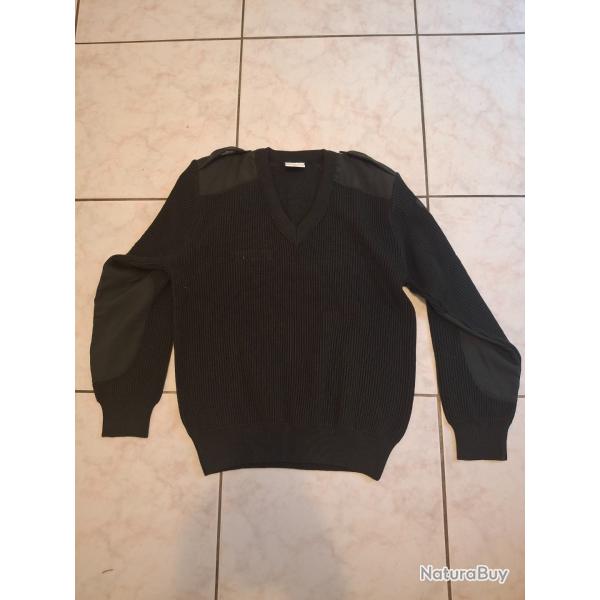Pull vert armee de terre taille 88