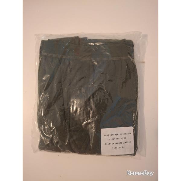 Ull frott bas 200 . Taille 84