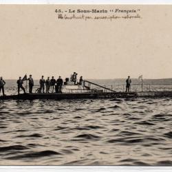 CPA -Marine de Guerre - Sous-Marins " Français " N°1147