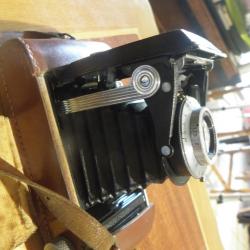 Kodak 4.5 modèle 33 de 1951 avec objectif angenieux 100 mm 4.5