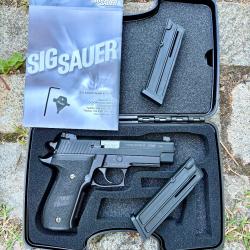 PISTOLET SIG SAUER P 226 CAT B  HAUSSE RÉGLABLE 2 CHARGEURS