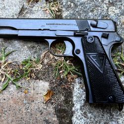 PISTOLET VIS 35 RADOM CAL 9X19 WW2 TAR COLLECTION