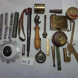 LOT DE DIVERS MATERIELS ET OBJETS