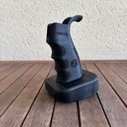 Poignée pistolet ergonomique AR15 ou autres et appuie main amovible