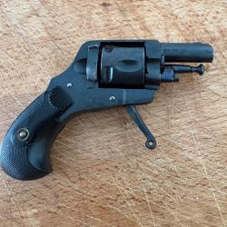 Revolver 22 short sans réserve de prix