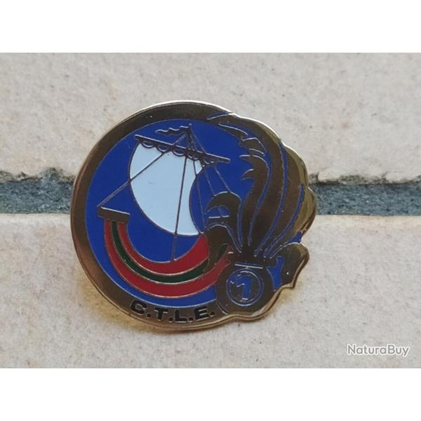 PINS LEGION ETRANGERE 1REGIMENT ETRANGER 1ere COMPAGNIE DE TRANSIT  DE LA LEGION ETRANGERE PARIS