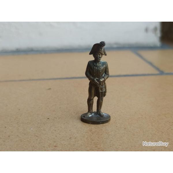 FIGURINE KINDER METAL SOLDAT OFFICIER PRUSSIEN NAPOLEON