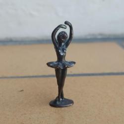FIGURINE KINDER METAL DANSEUSE