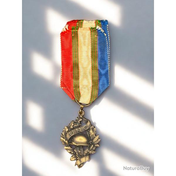 (111.002) Mdaille de l'Union Nationale des Combattants