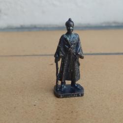 FIGURINE KINDER METAL SAMOURAI  N1 SOLDAT JAPONAIS