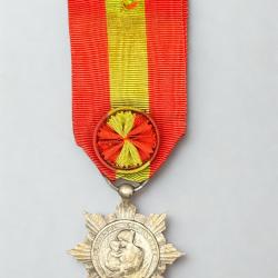 (39.001) Médaille de l'Enfance et des Familles
