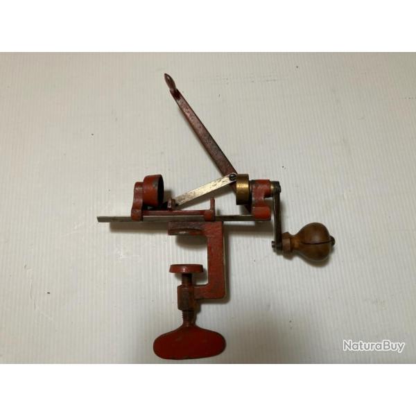 SERTISSEUR MANU ARMES ET CYCLES ST ETIENNE CAL 16 N155