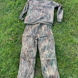 Ensemble de camouflage roseaux
