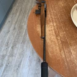Pack carabine linéaire ISSC SPA 17HMR+réducteur de son Hausken+99 balles+cordon de nettoyage