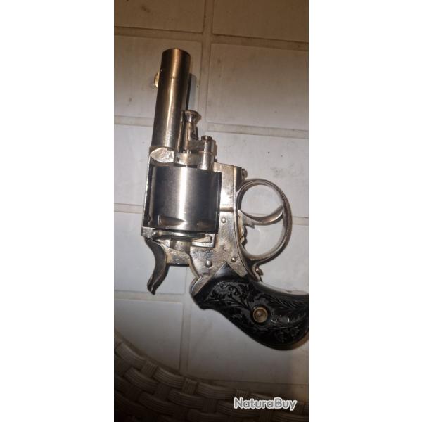 Jolie Revolver ELG calibre 380