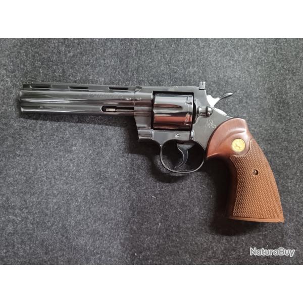 Revolver COLT PYTHON 357 Mag. 6"
