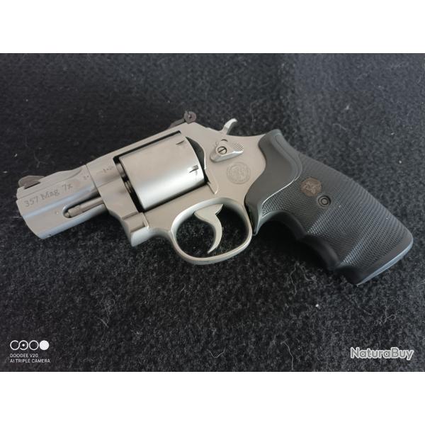 Revolver Smith & Wesson 686  Performance Center 2.5 pouces