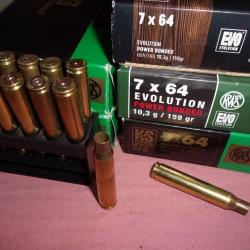 86 douilles calibre   7/64    marque  R W S    LIVRER    SANS   BOITE