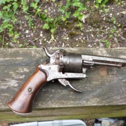 Pistolet a broche 7 mm genre Lefaucheux