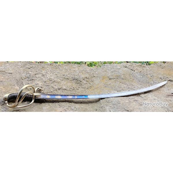 Sabre de cavalerie lgere garde  la chasseur fin Empire ou dbut Restauration