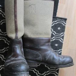 Bottes cuir et feutre soldat allemand WW2 ou postérieur