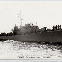 CPA - MARINE DE GUERRE - LAGILE Escorteur-cotiet 29-3-1955 N°1206