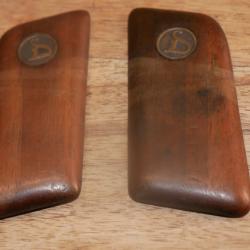 Paire de plaquettes bois de pistolet ORTGIES 1919 en 6.35mm