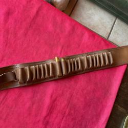 Cartouchière en cuir et vynil pour calibres 410 et 14 mm, pas de prix de réserve