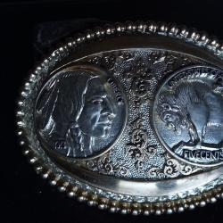 boucle de ceinture plaquée or et argent de marque Award Design Medals, USA