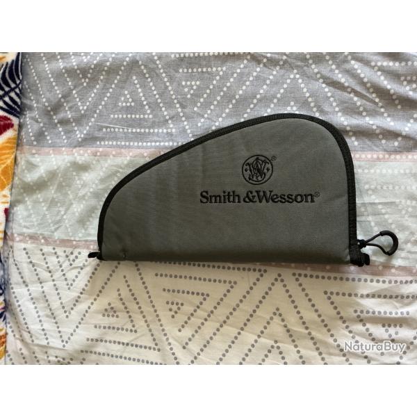 tui Smith et Wesson