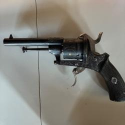 Revolver à broche