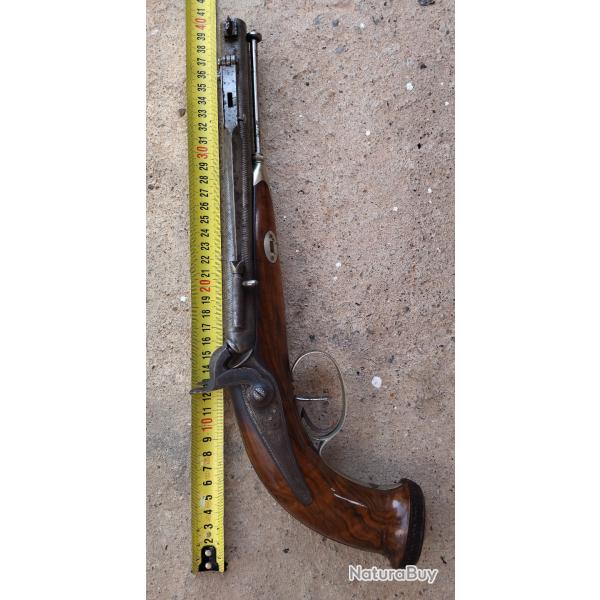 Trs beau pistolet de vnerie  piston et baonnette